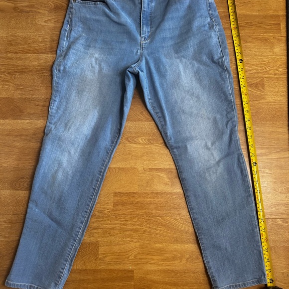 Gloria Vanderbilt Women's Skinny Light Blue Jessa Jeans - Picture 1 of 4